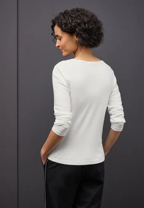 Shirt mit Herzausschnitt off white