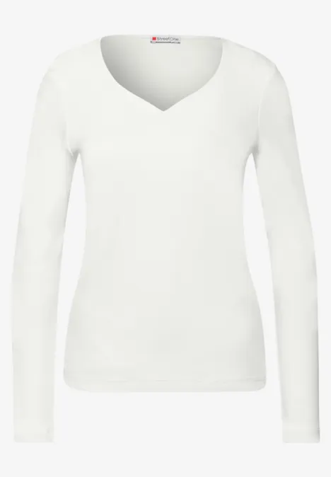 Shirt mit Herzausschnitt off white