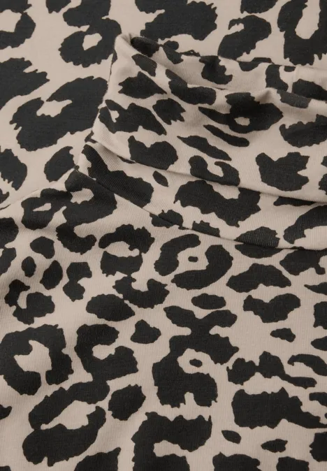 Gemustertes Rollkragenshirt soft beige Gemustertes Rollkragenshirt soft beige