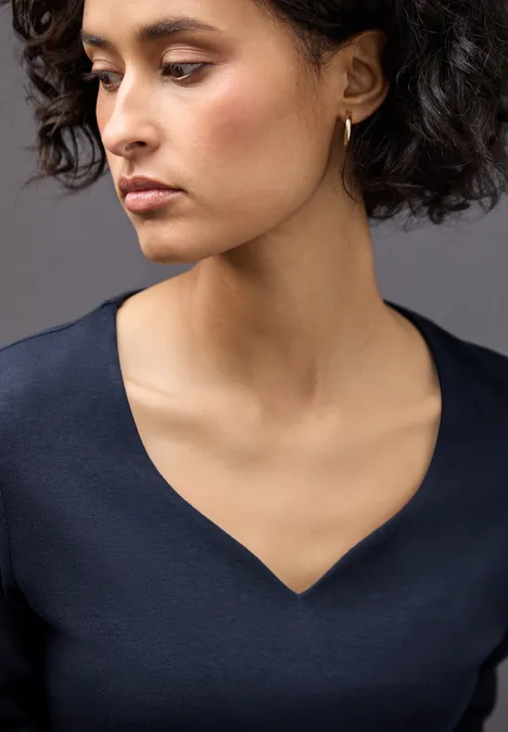 Shirt mit Herzausschnitt deep blue