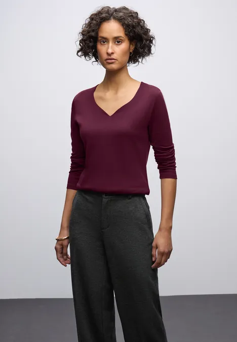 Shirt mit Herzausschnitt noble red