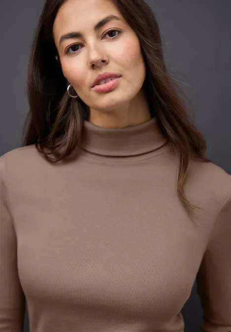 Basic Rollkragenshirt light terra mocha