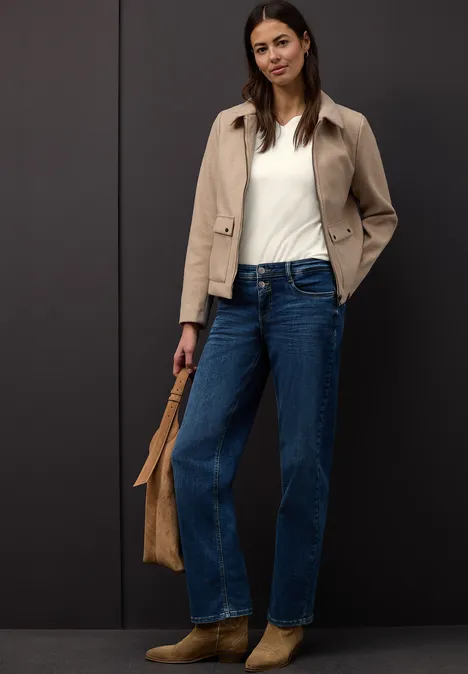 T-shirt basique avec structure côtelée off white T-shirt basique avec structure côtelée off white