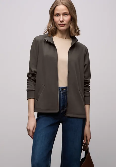 Veste avec cordon de serrage null