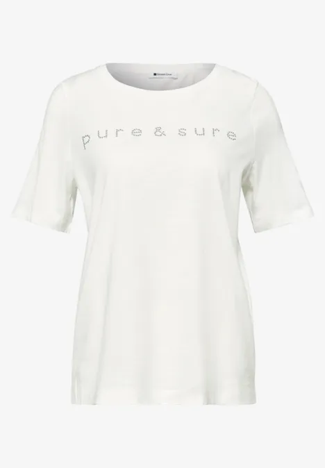 Weißes T-Shirt mit Rundhals, kurzen Ärmeln und Schriftzug 'pure & sure'.