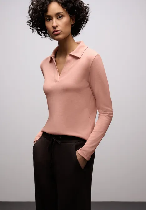 Poloshirt light apricot mel.