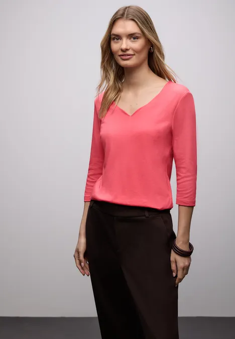 Shirt mit Herzausschnitt striking coral