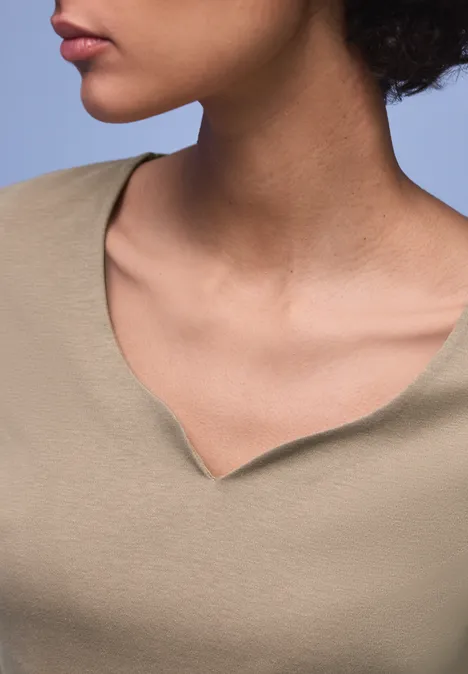 T-shirt avec encolure en cœur light terra mocha