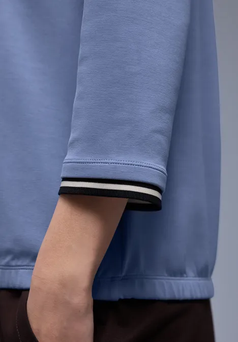 Chemise aspect soie avec détails bonnet blue Chemise aspect soie avec détails bonnet blue