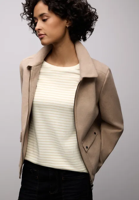 Gestreiftes Shirt off white