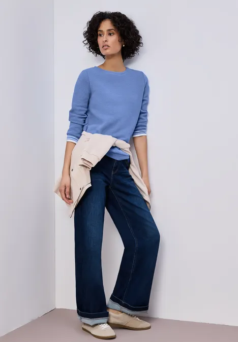 T-shirt avec détails contrastés bonnet blue T-shirt avec détails contrastés bonnet blue