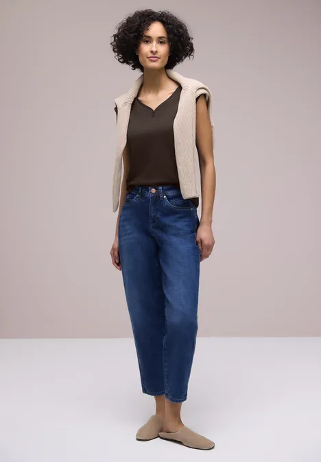 Shirt mit gerundetem V-Ausschnitt espresso brown