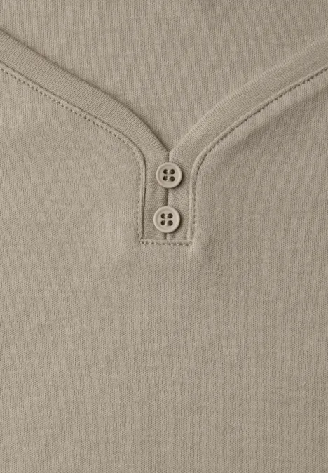 Shirt mit gerundetem V-Ausschnitt timeless beige