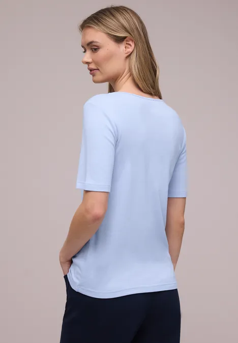 Shirt mit gerundetem V-Ausschnitt cashmere blue