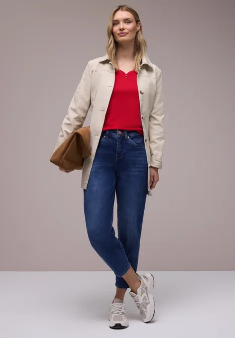 Shirt mit gerundetem V-Ausschnitt salsa red