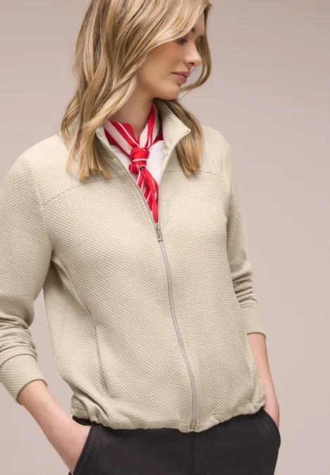 Jas met lange mouwen en schildpadhals cotton beige