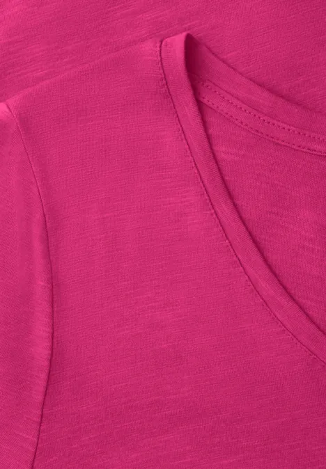 Basic T-Shirt mit V-Neck magenta dream Basic T-Shirt mit V-Neck magenta dream