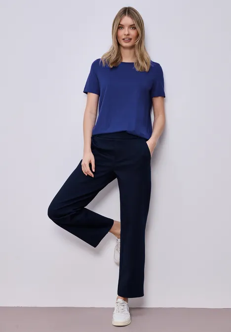 Basic T-Shirt mit V-Neck amparo blue