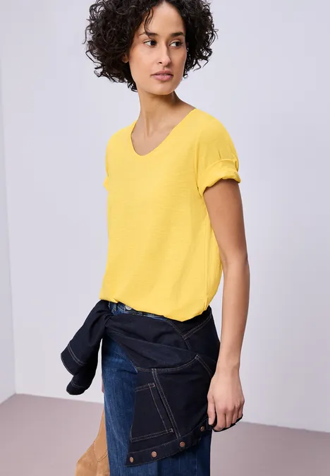 Basic T-Shirt mit V-Neck bloom yellow