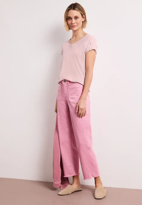 Basic T-Shirt mit V-Neck minimal rose