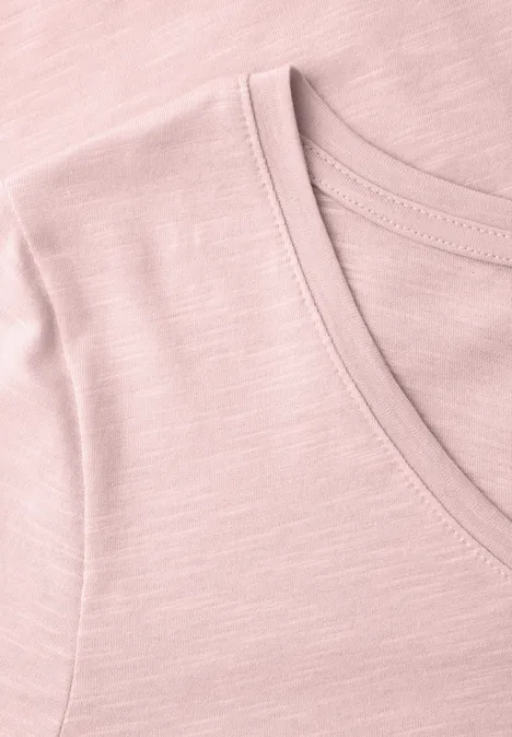 Basic T-Shirt mit V-Neck minimal rose