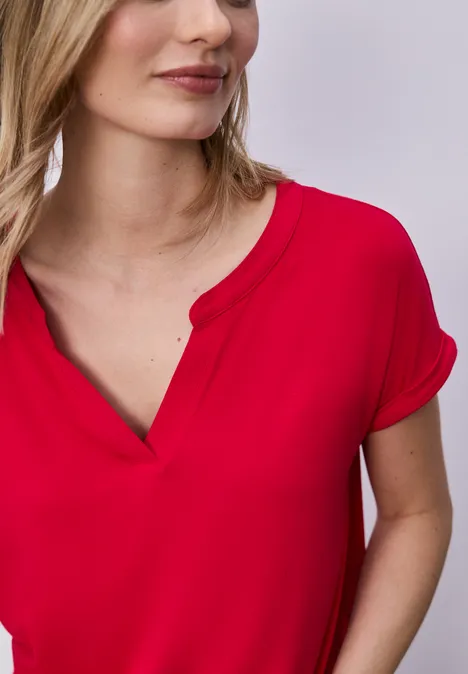 T-shirt avec split neck et imprimé sur le devant salsa red T-shirt avec split neck et imprimé sur le devant salsa red