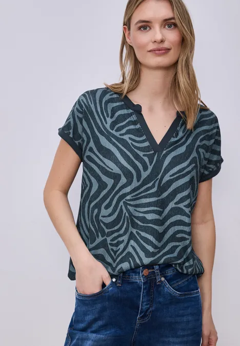 T-shirt met split neck en elastische zoom cool vintage green T-shirt met split neck en elastische zoom cool vintage green