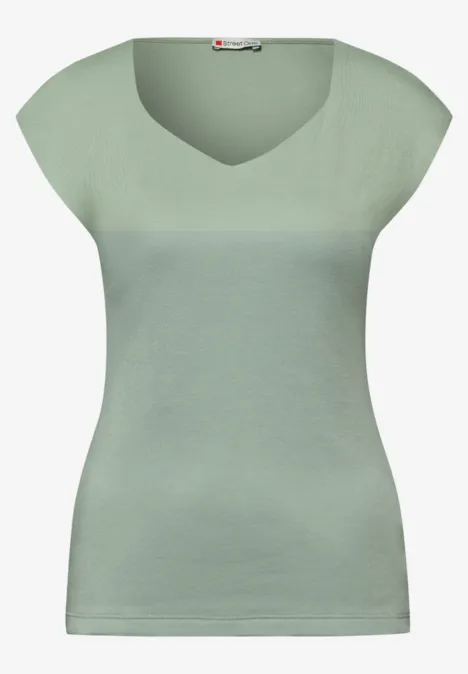 Ärmelloses Shirt mit Diamantausschnitt dark serene green Ärmelloses Shirt mit Diamantausschnitt dark serene green