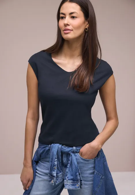 T-shirt sans manches avec encolure en diamant shadowed navy T-shirt sans manches avec encolure en diamant shadowed navy