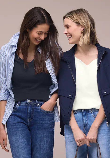 Shirt met hartvormige halslijn in een pak van 2 off white/shadowed navy Shirt met hartvormige halslijn in een pak van 2 off white/shadowed navy