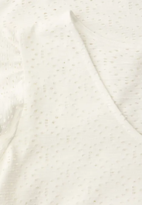Top mit V-Neck und Lochspitze off white