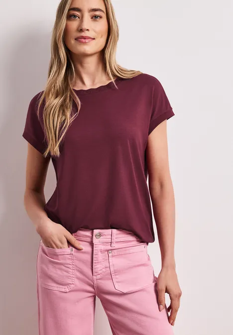 Shirt met ronde hals en decoratieve tape truffle red Shirt met ronde hals en decoratieve tape truffle red