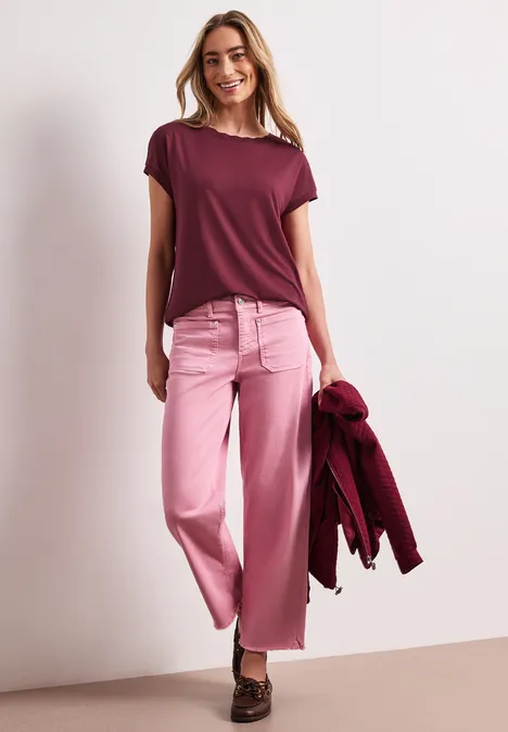 Shirt met ronde hals en decoratieve tape truffle red Shirt met ronde hals en decoratieve tape truffle red