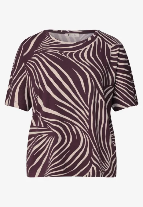 Kurzarm Shirt mit Rundhals und Print rustic rouge Kurzärmeliges Shirt mit weinrotem Zebramuster und beigen Akzenten.