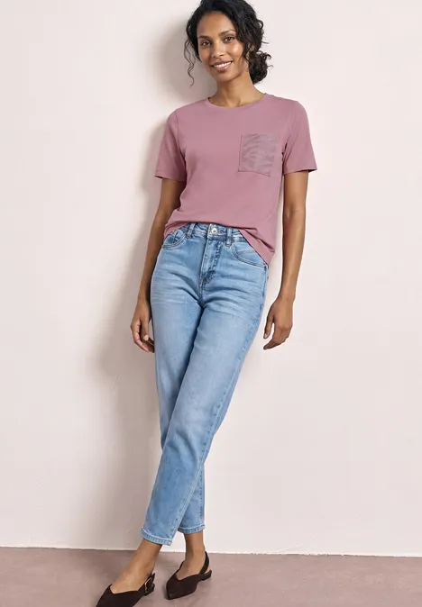 Shirt met ronde hals en edelstenen clouded blush Shirt met ronde hals en edelstenen clouded blush