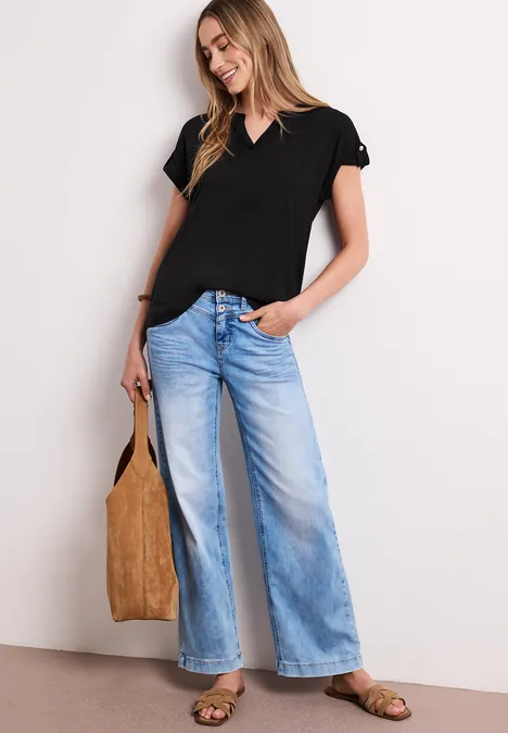 Shirt met gespleten hals en knoopdetails Black