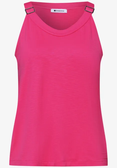 Ärmelloses pinkes Top mit verstellbaren Trägern und eckigen Metallschnallen.