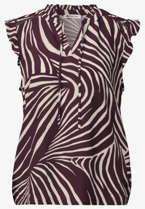 Top mit Strukturmix und Crochet-Details rustic rouge Ärmellose Bluse mit braun-weißem Zebramuster, V-Ausschnitt mit Bändern und Rüschen an den Schultern