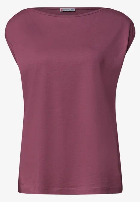 Basic Shirt mit U-Boot-Ausschnitt dark clouded blush Ein ärmelloses, violettes, schlichtes Damenoberteil mit weitem Rundhalsausschnitt.