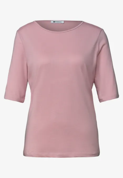 Schlichtes hellrosa Damen-T-Shirt mit halblangen Ärmeln und rundem Halsausschnitt.