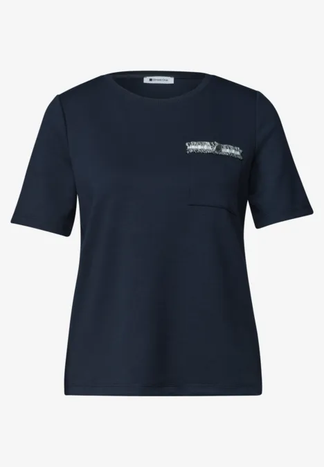 T-shirt avec poche décorative sur la poitrine darkest blue T-shirt bleu marine à manches courtes, col rond et petite poche poitrine.
