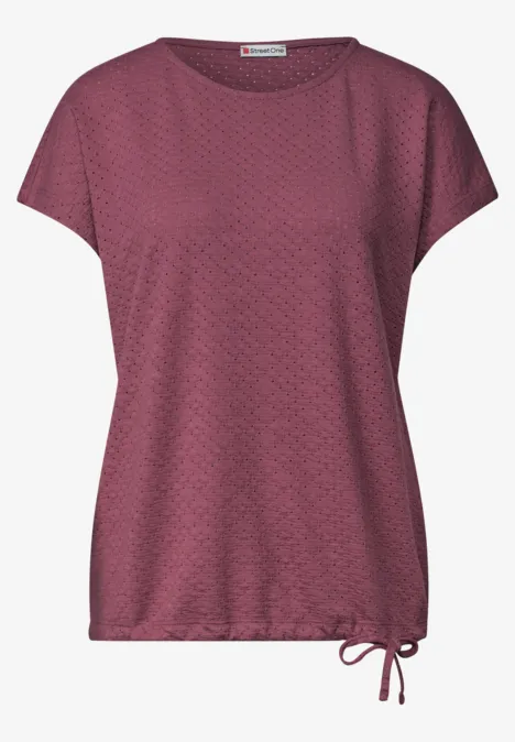T-Shirt aus Spitze mit Rundhals dark clouded blush Modisches, bordeauxfarbenes Damenshirt mit strukturiertem Muster, kurzen Ärmeln und lässiger Passform mit Kordelzug-Saum.