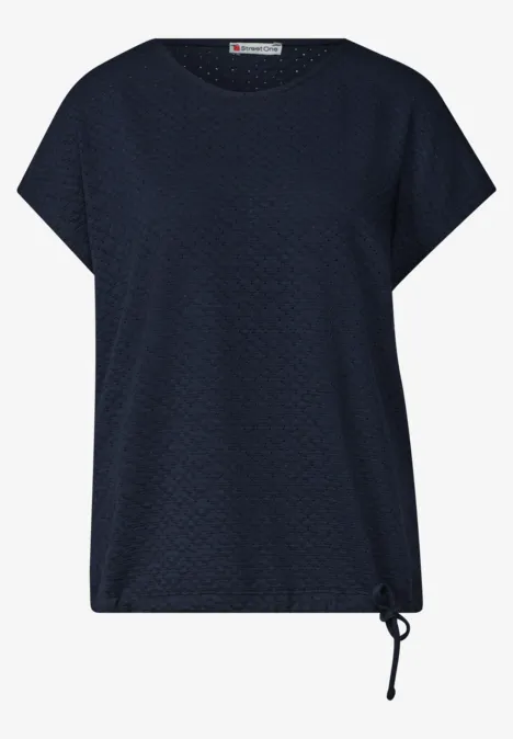 T-Shirt aus Spitze mit Rundhals darkest blue Dunkelblaues T-Shirt mit feinem Rautenmuster, kurzen Ärmeln und seitlicher Kordel am Saum.