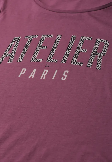T-Shirt mit Rundhals und Frontprint dark clouded blush Magenta-farbenes T-Shirt mit 'ATELIER' im Leopardenmuster und 'PARIS' in schlichter Schrift.