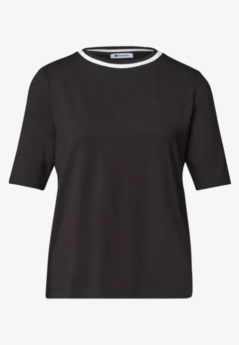 Shirt met ronde hals en contrasterende details black coffee Ein schlichtes, schwarzes T-Shirt mit halblangen Ärmeln und rundem Ausschnitt.