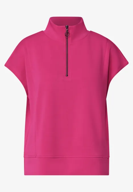 Mouwloos shirt met Silk-Look en ritssluiting magenta dream Fuchsiafarbenes kurzärmeliges Oberteil mit Stehkragen und halbem Reißverschluss.