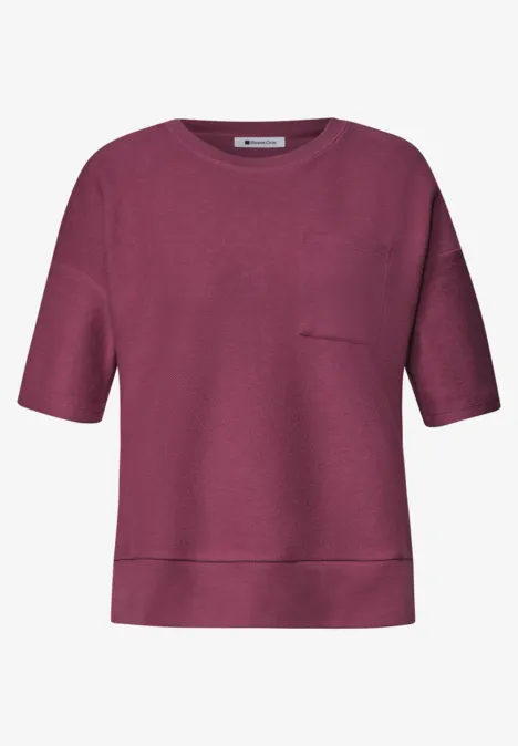 T-Shirt mit Rundhals und Struktur dark clouded blush Ein bordeauxfarbenes Kurzarmshirt mit Rundhalsausschnitt und Brusttasche.