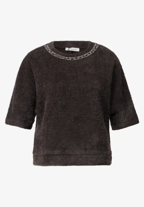 T-Shirt mit Rundhals und Schmucksteinen black coffee Kurzärmliges T-Shirt aus flauschigem Stoff in Dunkelbraun mit silbernem Kettendetail am Rundhalsausschnitt.