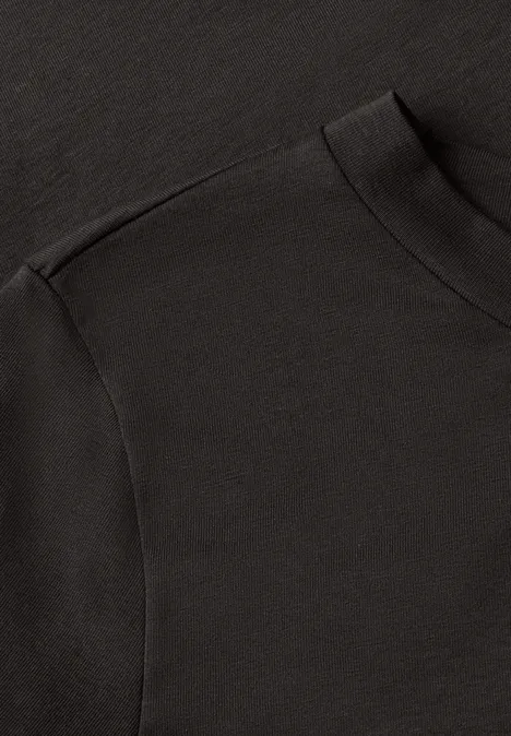 Langarm Shirt mit karierten Meshdetails black coffee Nahaufnahme eines schwarzen T-Shirts mit Rundhalsausschnitt und Schulternaht.
