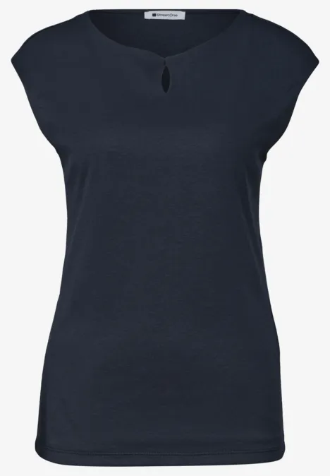Dropped Shoulder Shirt mit Cut-Out darkest blue Schwarzes ärmelloses Shirt mit Rundhals und kleinem V-Schlitz.